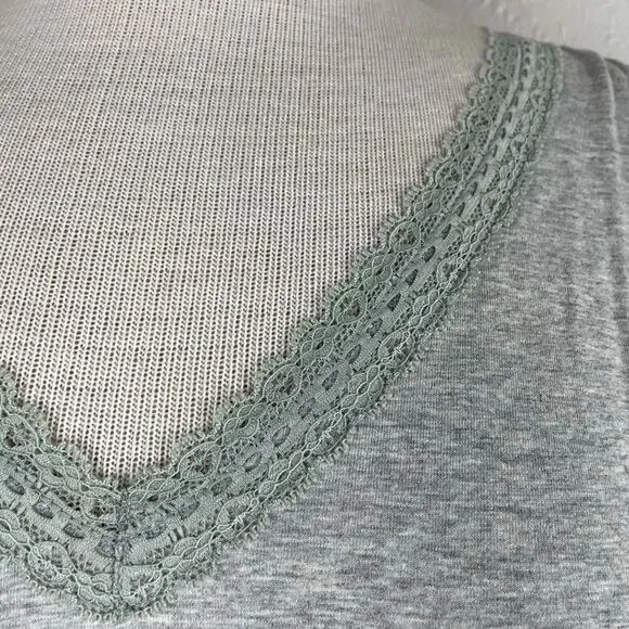 Dockers Gray V-Neck Tank Top Size L EUC - Picture 3 of 9